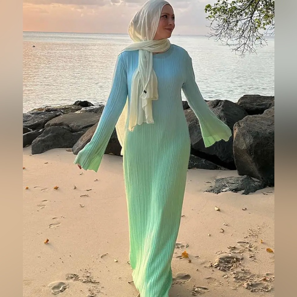 Ombré dress sold out on NA-KD